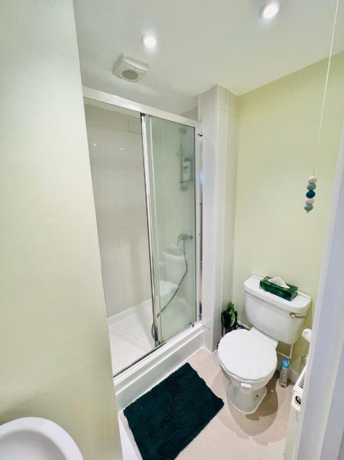 Dapps Hill Haven - Between Bristol And Bath, Both 9 Mins By Train! Keynsham Bagian luar foto